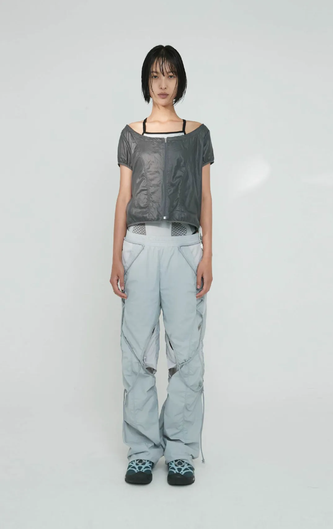 Open snap light pants grey