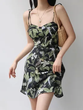 Summer French Midi Floral Retro Slim-fit Holiday Style Spring Dress